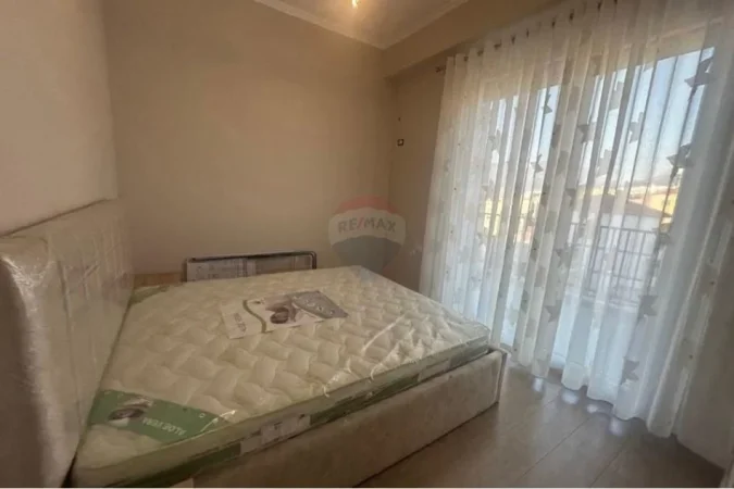 Tirane, jepet me qera apartament 1+1+Aneks+Ballkon , 70 m² 600 € (Rruga e Dibres - Rruga e Dibrës - Selvia,)
