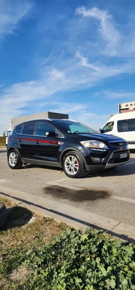 Ford Kuga 2012 Magma Edition Nafte, e zeze automatik Klima 180.000 km 7500 €