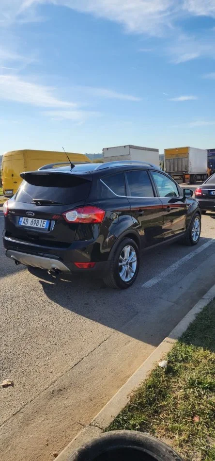 Ford Kuga 2012 Magma Edition Nafte, e zeze automatik Klima 180.000 km 7500 €