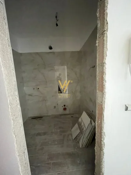 Tirane, shitet apartament 2+1+Ballkon Kati 2, 123 m² 179.400 € (LAPRAKE)