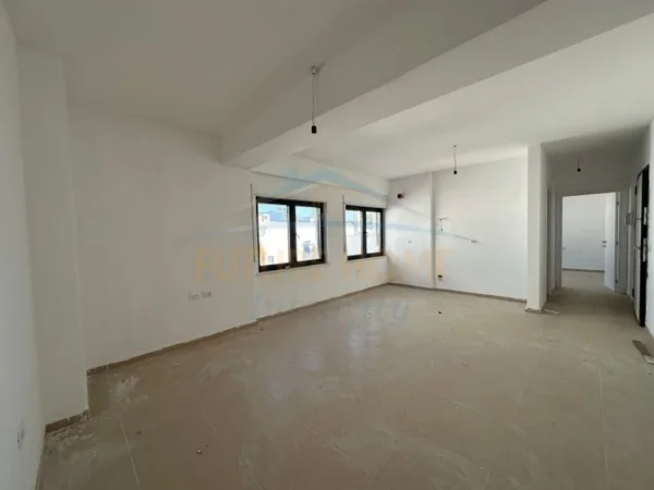 Tirane, shitet apartament 1+1 Kati 4, 64 m² 104.000 € (KODRA E DIELLIT 2)