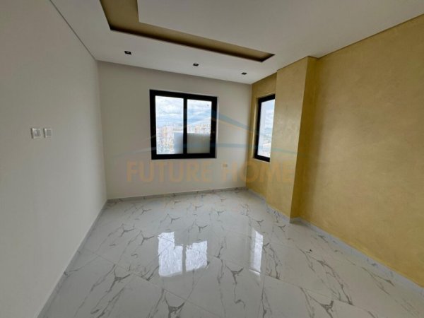 Durres, shitet apartament 2+1 Kati 5, 92 m² 160.000 € (0696044405 Shitet, Apartament 2+1, Qerret ,Durres)