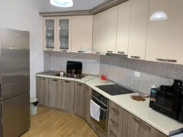 Durres, shitet apartament 2+1+Ballkon , 96 m² 100.000 € (0696044405 Shitet, Apartament 2+1+2, Plepa , Durres)