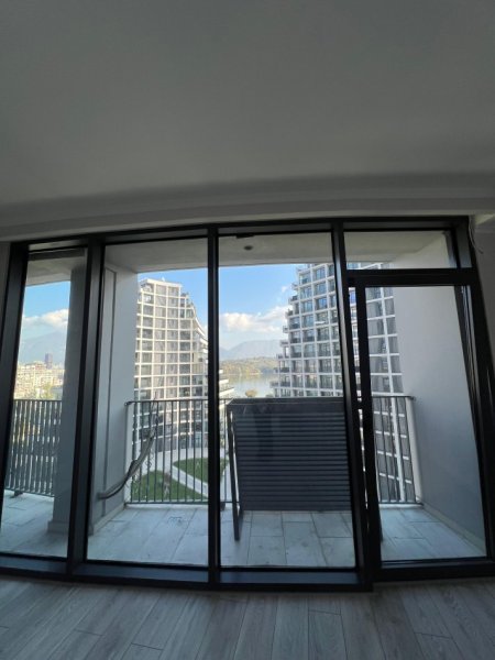 Tirane, jepet me qera apartament 1+1+Ballkon Kati 6, 82 m² (Lake View Residence, Liqeni Artificial)