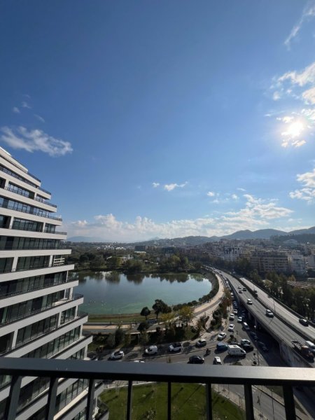 Tirane, jepet me qera apartament 2+1+Ballkon Kati 10, 127 m² (Lake View Residence, Liqeni Artificial)