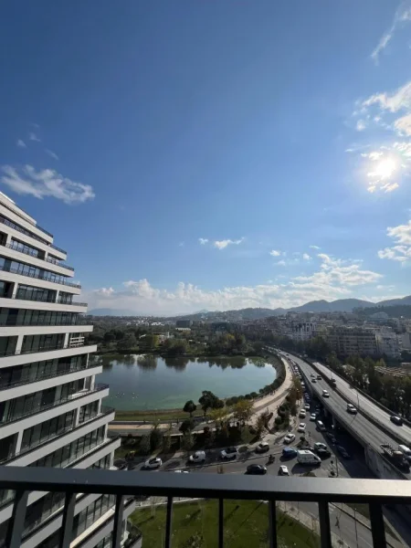 Tirane, jepet me qera apartament 2+1+Ballkon Kati 10, 127 m² (Lake View Residence, Liqeni Artificial)