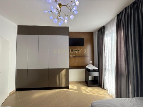 Tirane, jepet me qera apartament 2+1+Ballkon Kati 3, 116 m² 650 € (APARTAMENT MODERN 2+1, NE REZIDENCEN CITY VIEW SHKOZE!!Neom102298)