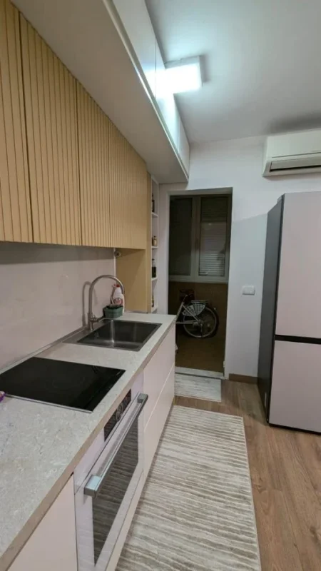 Tirane, shitet apartament 1+1 , 65 m² 150.000 € (Ministria e Drejtesise)