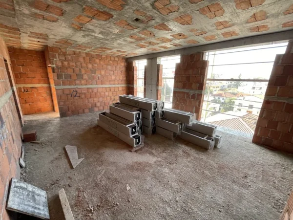 Tirane, shes apartament 2+1+Aneks , 120 m² 174.001 € (OKAZION Ali Demi , Pran Kompl Grand)