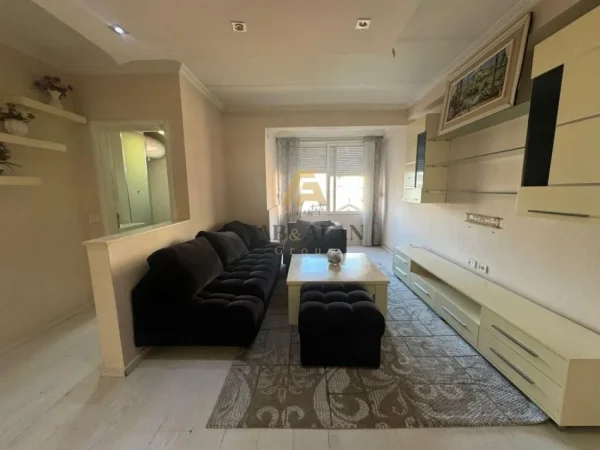 Tirane, shitet apartament 2+1 Kati 4, 103 m² 110.000 € (Fresku, Ana Market)