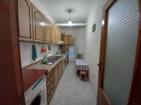 Durres, jepet me qera apartament 2+1 Kati 5, 105 m² 450 € (Vollga)
