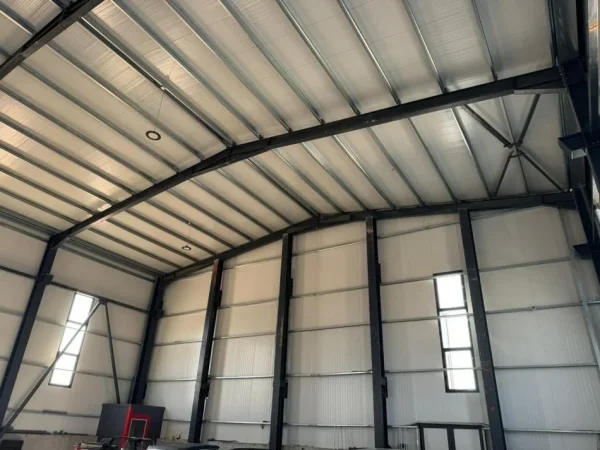 Tirane, jepet me qera magazine Kati 0, 1.265 m² 4.600 € (Fushe Preze)