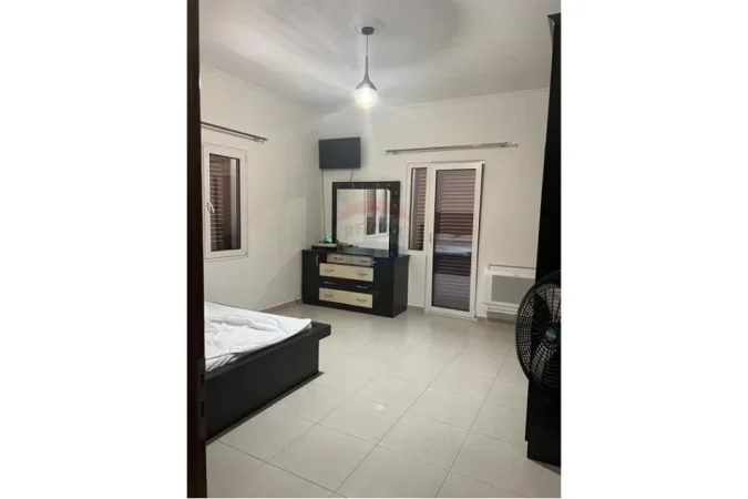 Tirane, jepet me qera Vile 2+1 , 500 € 