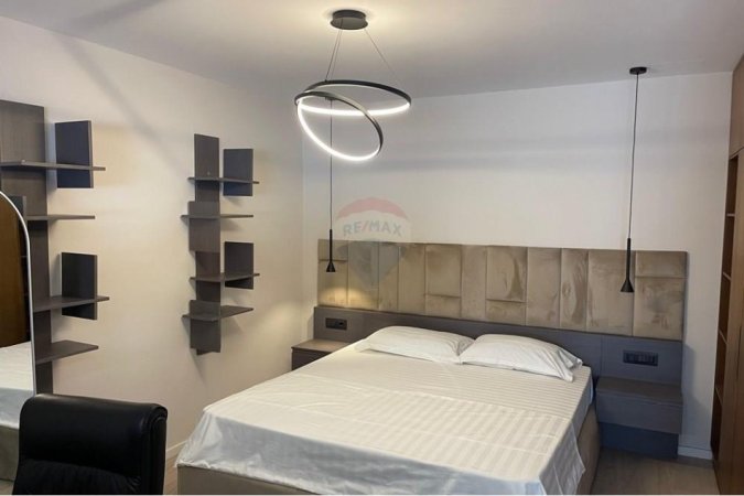 Tirane, jepet me qera apartament te 9 Kateshet , 700 €