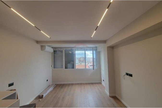 jepet me qera apartament 1+1 , 600 m² (Sheshi Wilson)