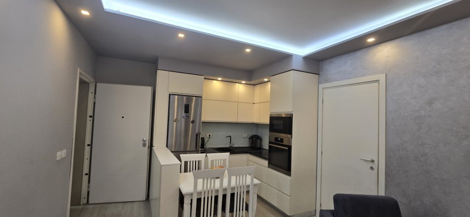 Tirane, shitet apartament 2+1 Kati 6, 80 m² 165.000 € (Rruga Ndre Mjeda)