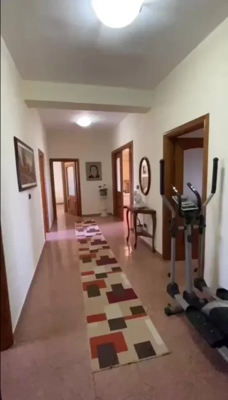 Durres, shitet apartament 3+1+Ballkon Kati 3, 130 m² 145.000 € (Stadiumi, Durres)