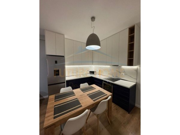 Tirane, shitet apartament 2+1 Kati 6, 97 m² 239.000 € (Kompleksi & Farmacia 10)
