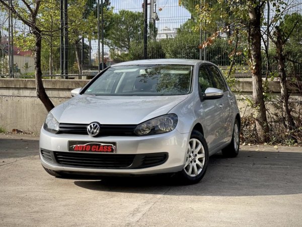 Tirane, shes makine VW GOLF 6 Benzin, gri metalizato manuale Klima 205.000 km 5290 €