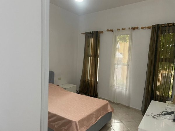 Tirane, jepet me qera apartament 2+1+Ballkon Kati 2, 95 m² 500 € (Kodra e Diellit , rruga bill klinton)