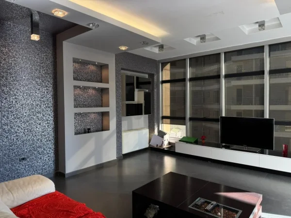 Tirane, shes apartament 2+1+Ballkon Kati 6, 130 m² 200.000 € (Selvia)