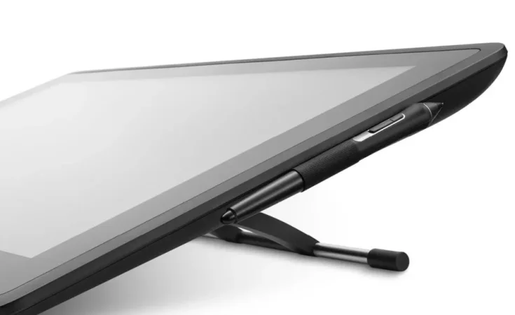 Tirane, shes pajisje per Multimedia Wacom Cintiq 22