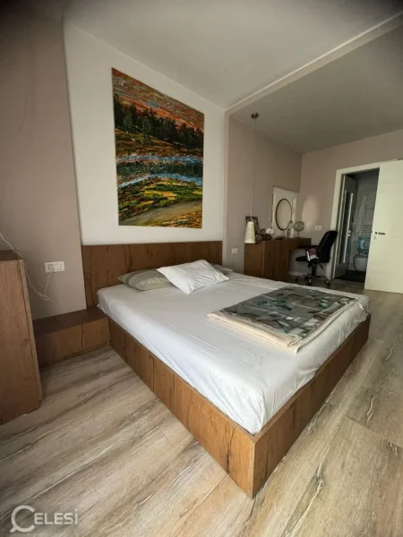 SUPER APARTAMENT 2+1+2+2 POSTE PARKIMI PER SHITJE TEK FUSHA ALI DEMI !
