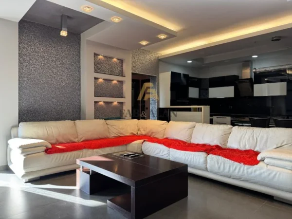 Tirane, shitet apartament 2+1+depo+PARKIM Kati 6, 130 m² 200.000 € (Selvia)