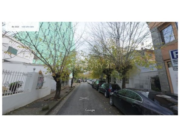 Tirane, jepet me qera ambjent biznesi , 108 m² 3.500 € (Ish-Bllok)