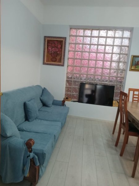 APARTAMENT 2+1 ME QERA  MYSLYM SHYRI