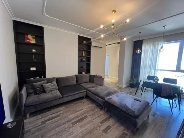 Tirane, shitet apartament 2+1 Kati 4, 102 m² 230.000 € (pranë Kopshtit Zoologjik, Rr. Eduart Mano)