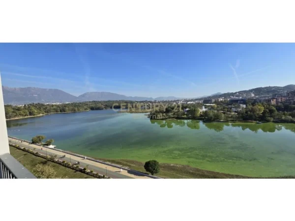 Tirane, shes apartament 3+1+Aneks+Ballkon Kati 9, 218 m² 719.000 € (Lake View)