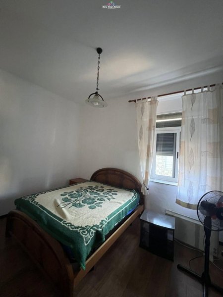 Tirane, jepet me qera apartament 2+1 Kati 2, 105 m² 600 € (Stadiumi Dinamo,)