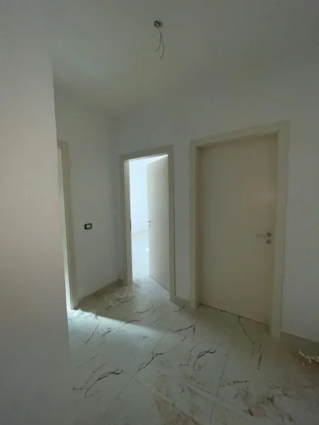 Tirane, shitet apartament 3+1+Aneks+Ballkon Kati 4, 145 m² 333.500 € (Rruga e Durrësit Tiranë,Shqipëria)