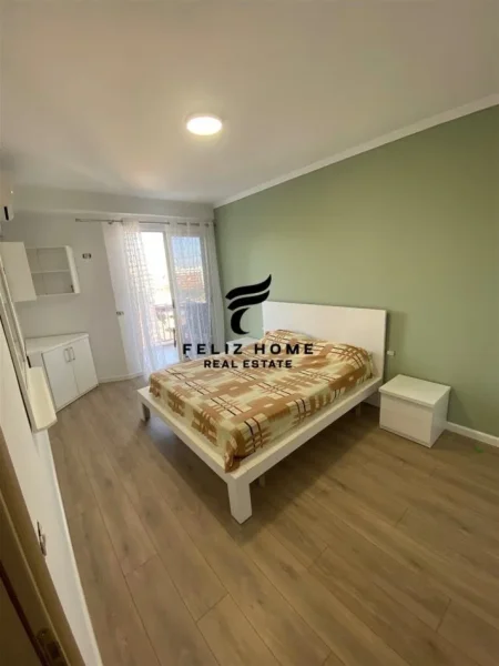 Tirane, jepet me qera apartament 2+1 Kati 6, 110 m² 550 € (YZBERISHT)