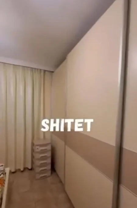 Tirane, jepet me qera apartament 3+1+Ballkon Kati 1, 90 m² 500 € (Kinostudio)