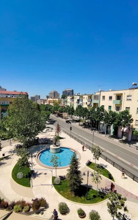 Tirane, shitet ambjent biznesi Kati 0, 22 m² 157.000 € (Rruga e Durresit)