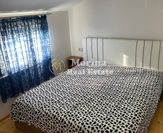 Tirane, jepet me qera apartament duplex 4+1+Ballkon Kati 2, 200 m² 700 € (5 Maji)
