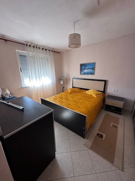 Tirane, jepet me qera apartament 2+1 Kati 6, 65 m² 500 € (Materniteti i Ri)