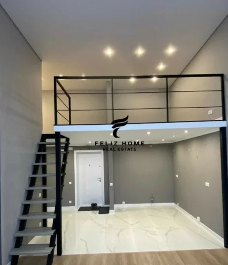 Tirane, shitet dyqan Kati 0, 52 m² 275.000 € (QENDER)