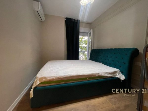 Tirane, shitet apartament 2+1 Kati 3, 74 m² 160.000 € (KOMPLEKSI KONTAKT)