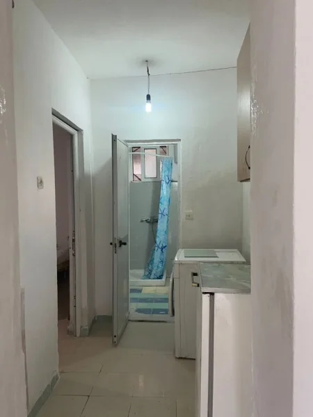 Vlore, jepet me qera apartament 1+1 Kati 0, 55 m² 150 € (te shkolla Xhyeri, Vlorë) RV46485