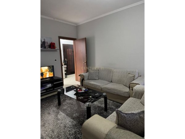 Tirane, shitet apartament 1+1 Kati 10, 74 m² 85.000 € (Astir)