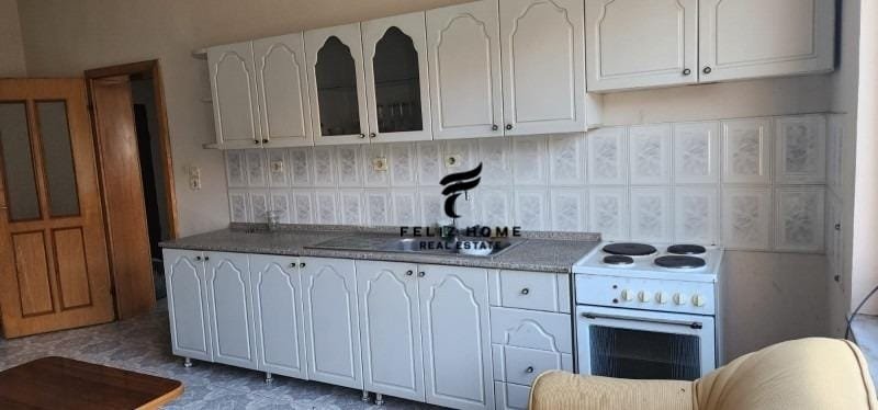 Tirane, jepet me qera apartament 1+1 Kati 1, 70 m² 430 € (SELVIA)