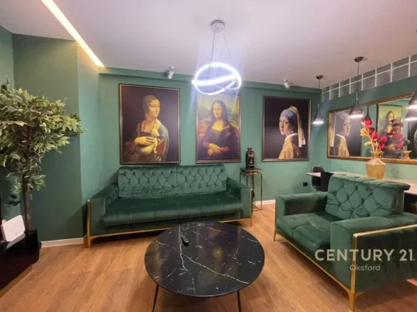 Tirane, shitet apartament 2+1+Ballkon Kati 3, 74 m² 160.000 € (Kompleksi Kontakt)