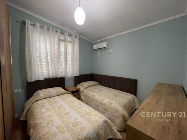 Tirane, jepet me qera 3+1+Aneks+Ballkon Kati 0, 100 m² 1.200 € (Sauk i Vjeter)