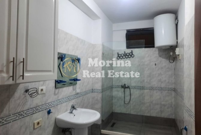 Tirane, jepet me qera apartament 1+1 Kati 3, 70 m² 350 € (Rrotullimi Shkozes)