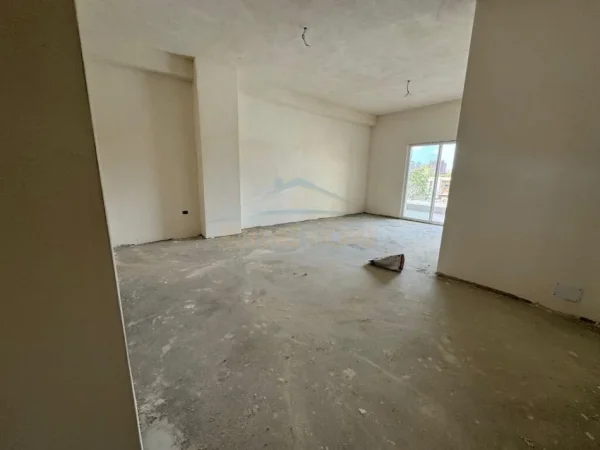 Tirane, shitet apartament 2+1+Aneks+Ballkon Kati 2, 117 m² 158.000 € (Rruga Dritan Hoxha)