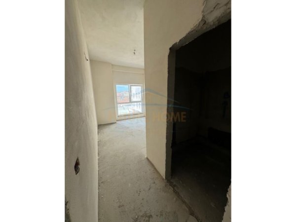 Tirane, shitet apartament 2+1+Aneks+Ballkon Kati 2, 117 m² 158.000 € (Rruga Dritan Hoxha)
