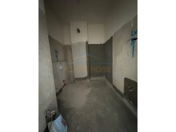 Tirane, shitet apartament 2+1+Aneks+Ballkon Kati 2, 117 m² 158.000 € (Rruga Dritan Hoxha)